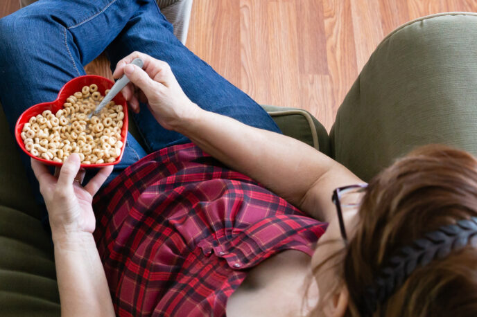 What happens to your cholesterol when you eat cereal every day

